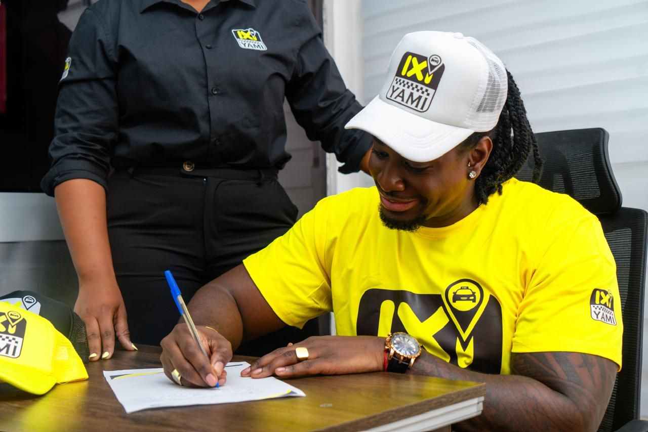 New partner signing a contract with IXI YAMI